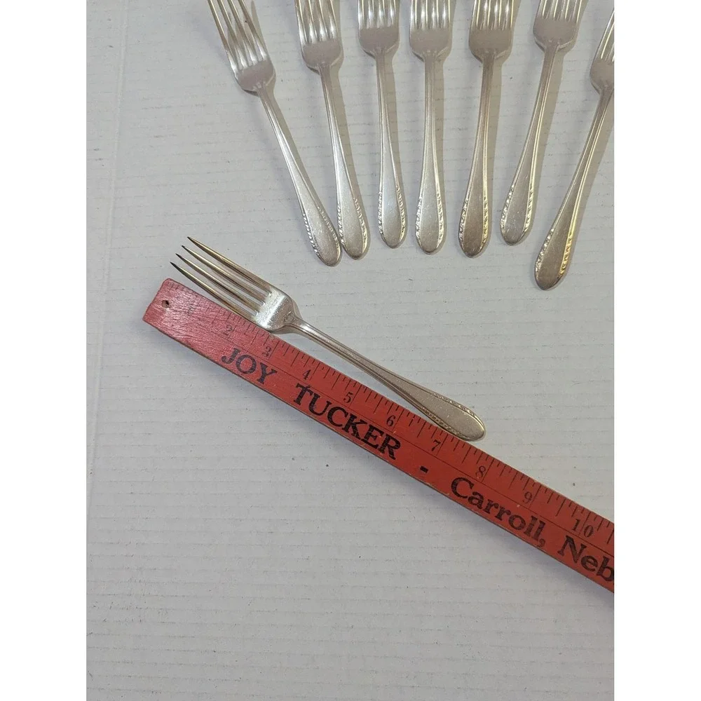 8 Holmes & Edwards May Queen Silverplate Salad Forks 1951 IS‎ Vintage Flatware